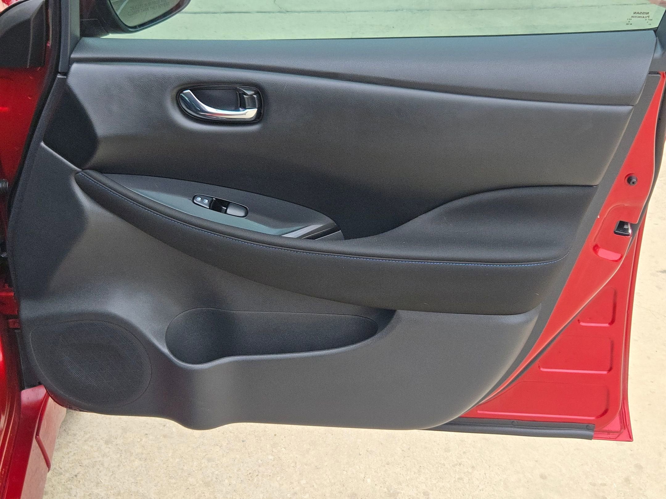 2022 Nissan Leaf SV PLUS