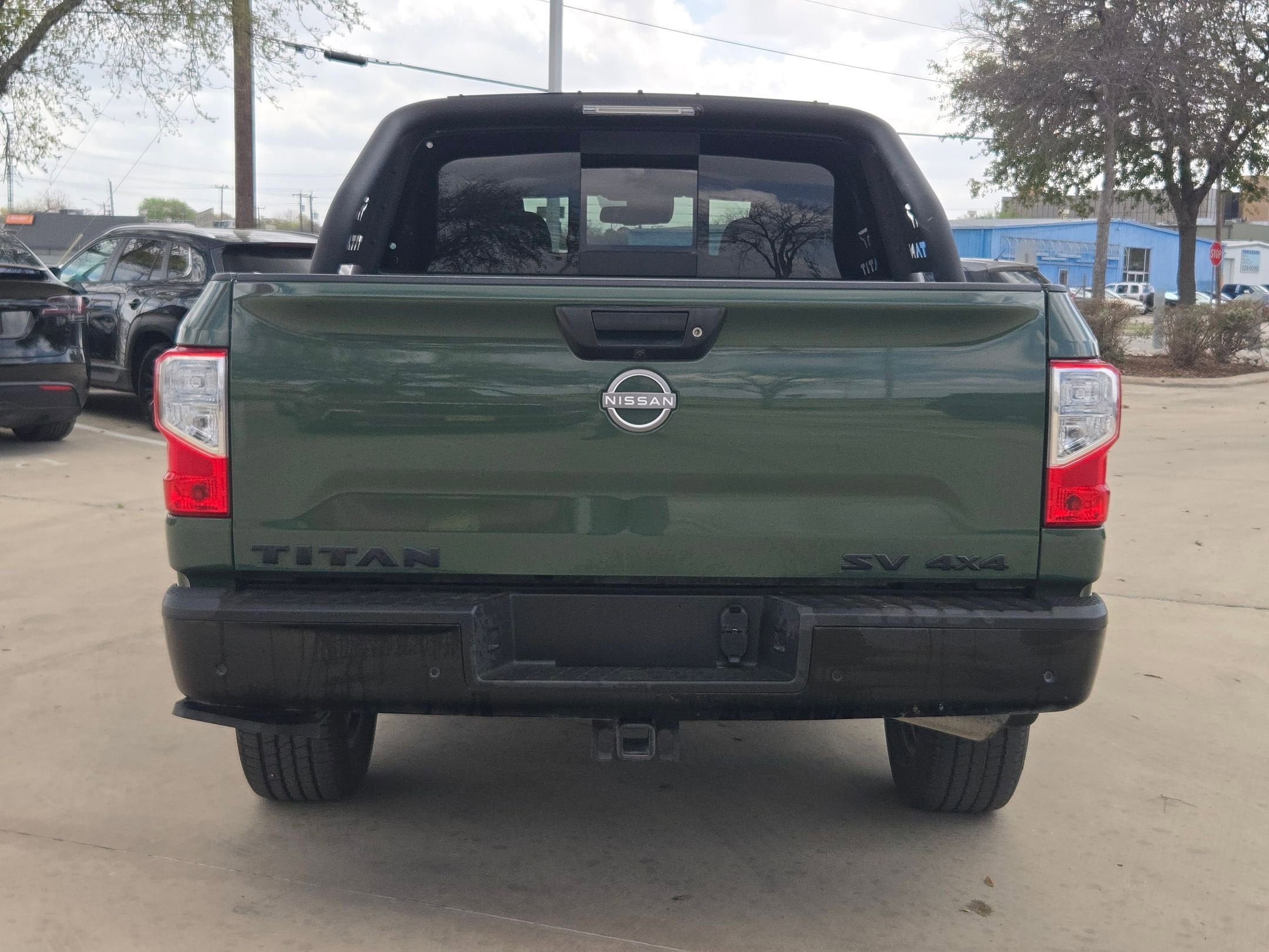 2024 Nissan Titan SV