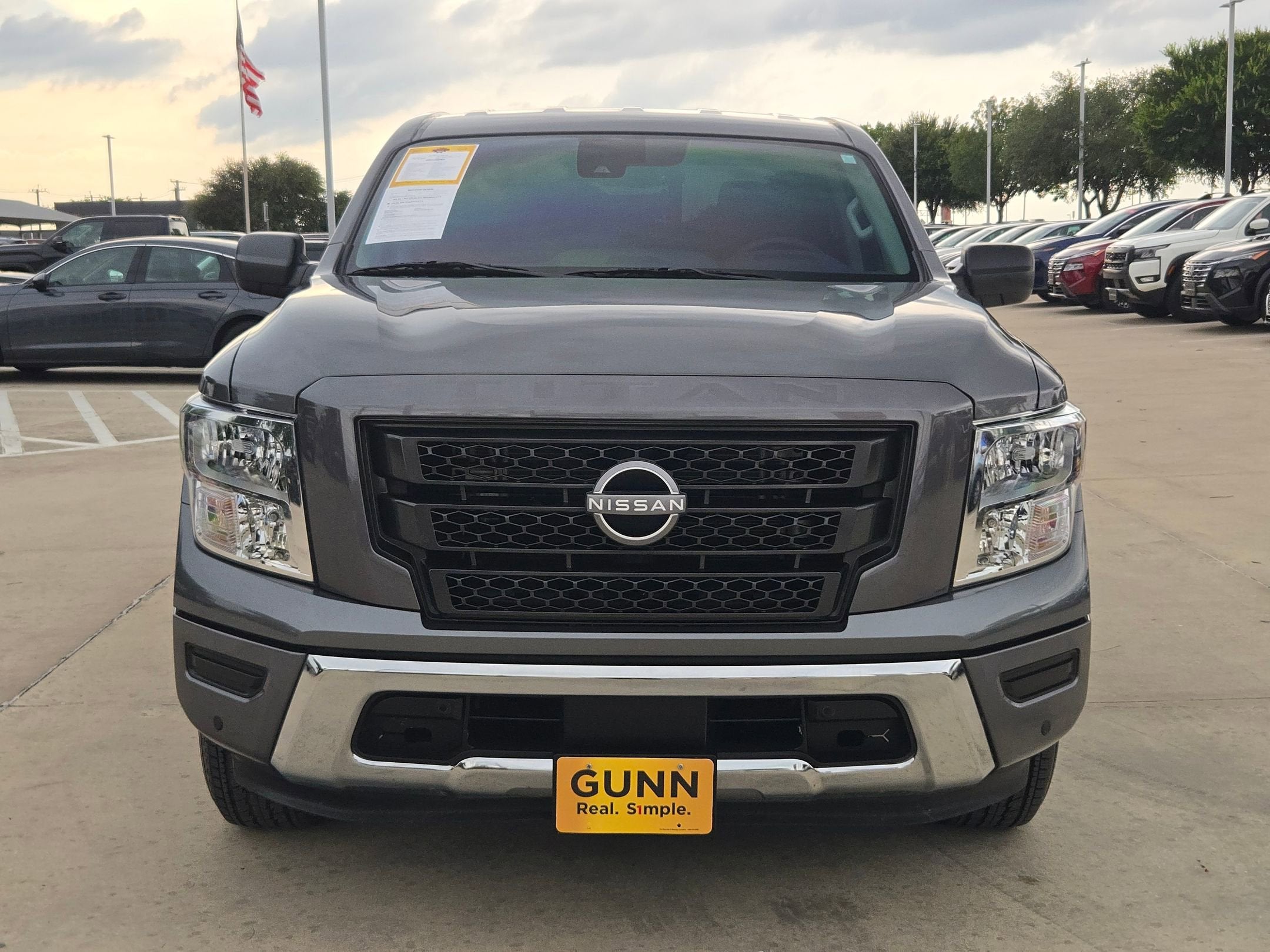2024 Nissan Titan SV
