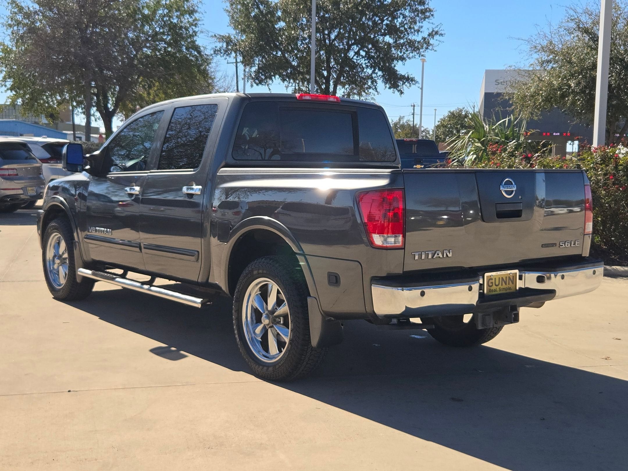 2009 Nissan Titan LE