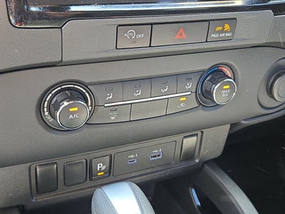 2023 Nissan Frontier Crew Cab SV