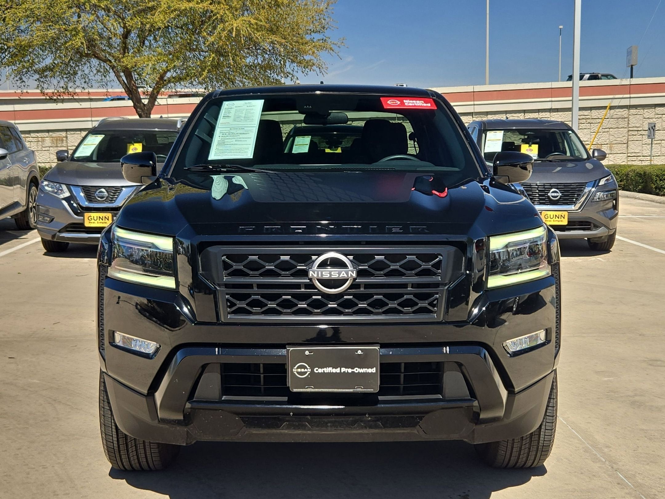 2023 Nissan Frontier SV