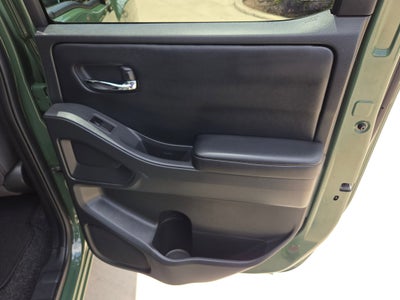 2025 Nissan Frontier Crew Cab SV