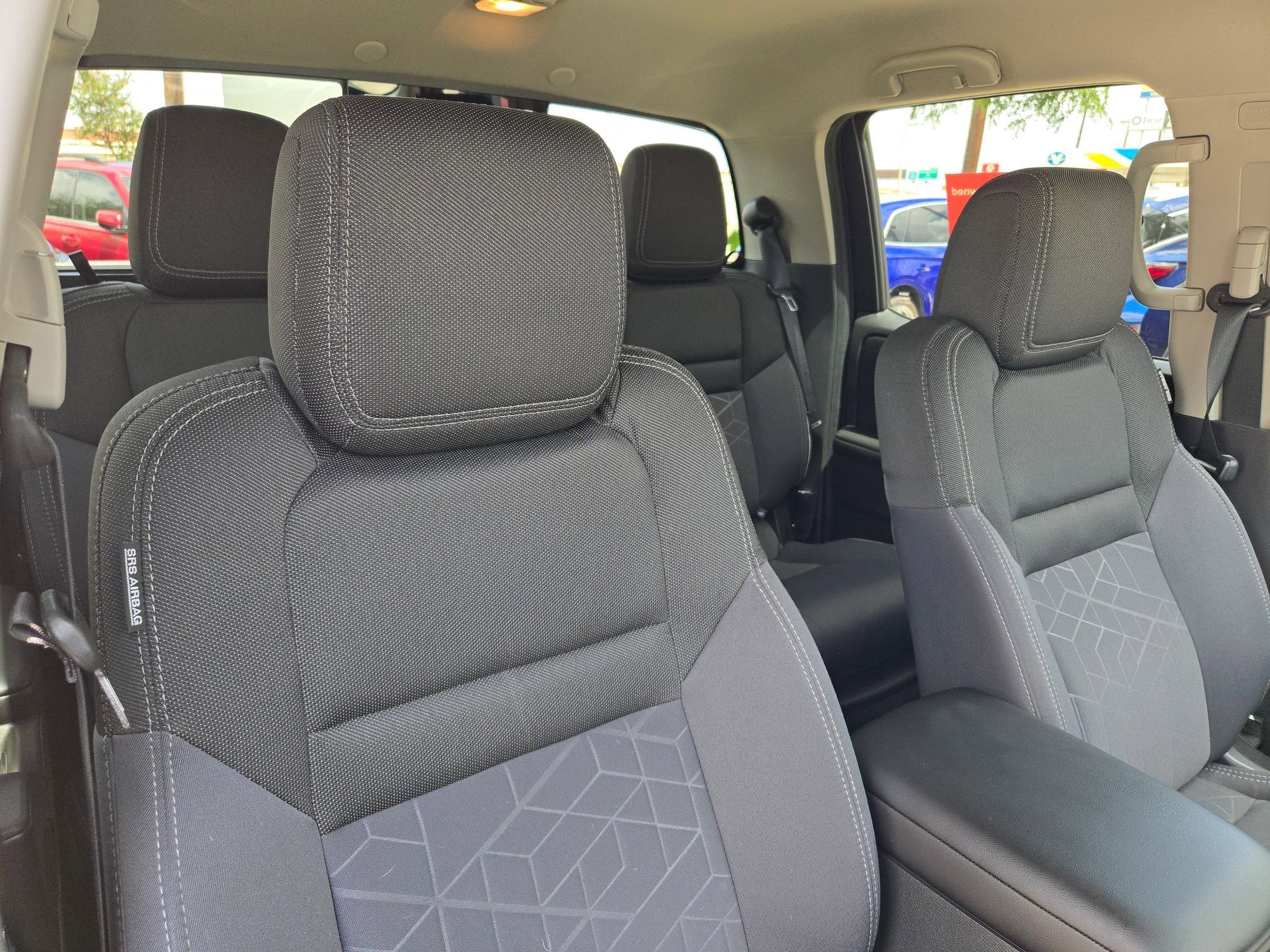 2025 Nissan Frontier Crew Cab SV