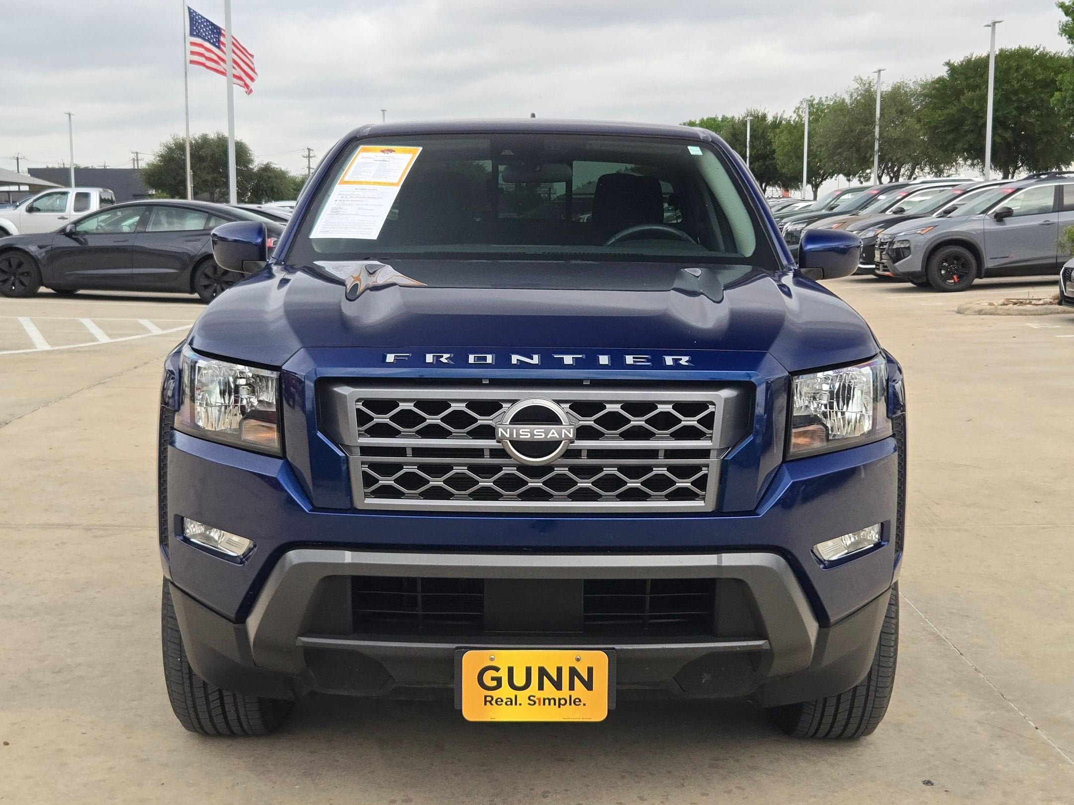 2023 Nissan Frontier SV