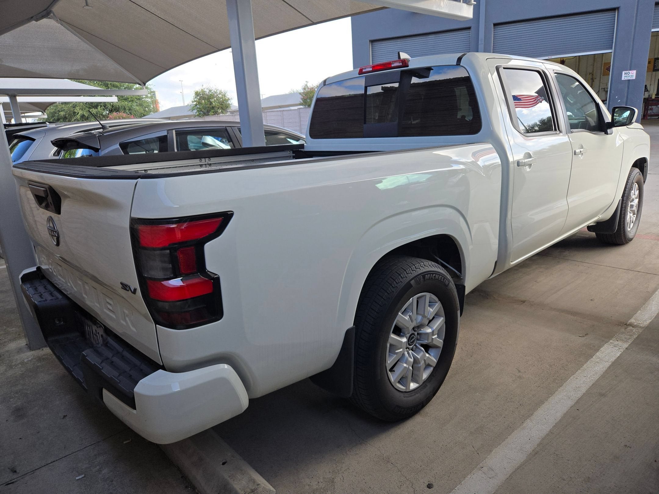 2024 Nissan Frontier SV