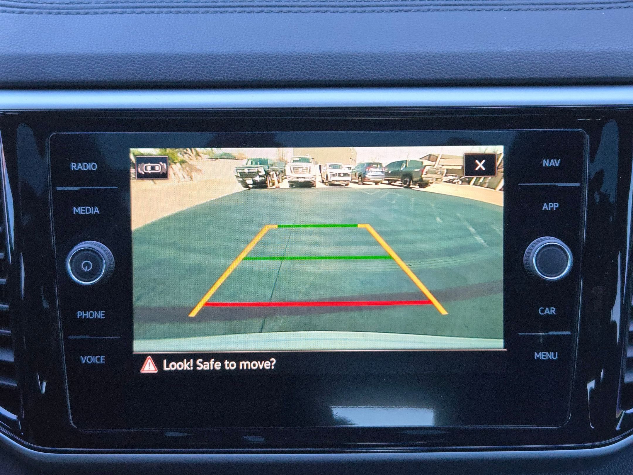 2022 Volkswagen Atlas Cross Sport 2.0T SEL R-Line