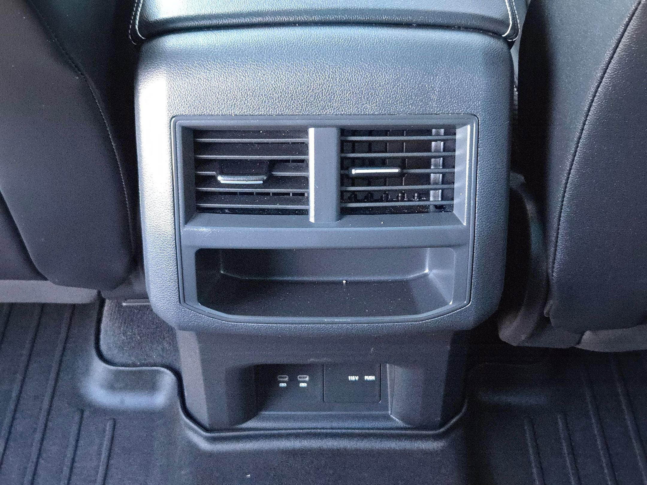 2022 Volkswagen Atlas Cross Sport 2.0T SEL R-Line