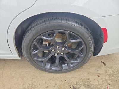 2019 Chrysler 300 Touring