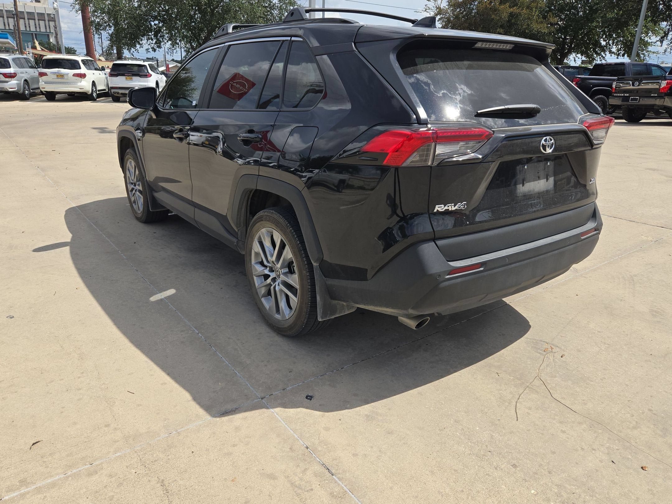 2023 Toyota RAV4 XLE Premium