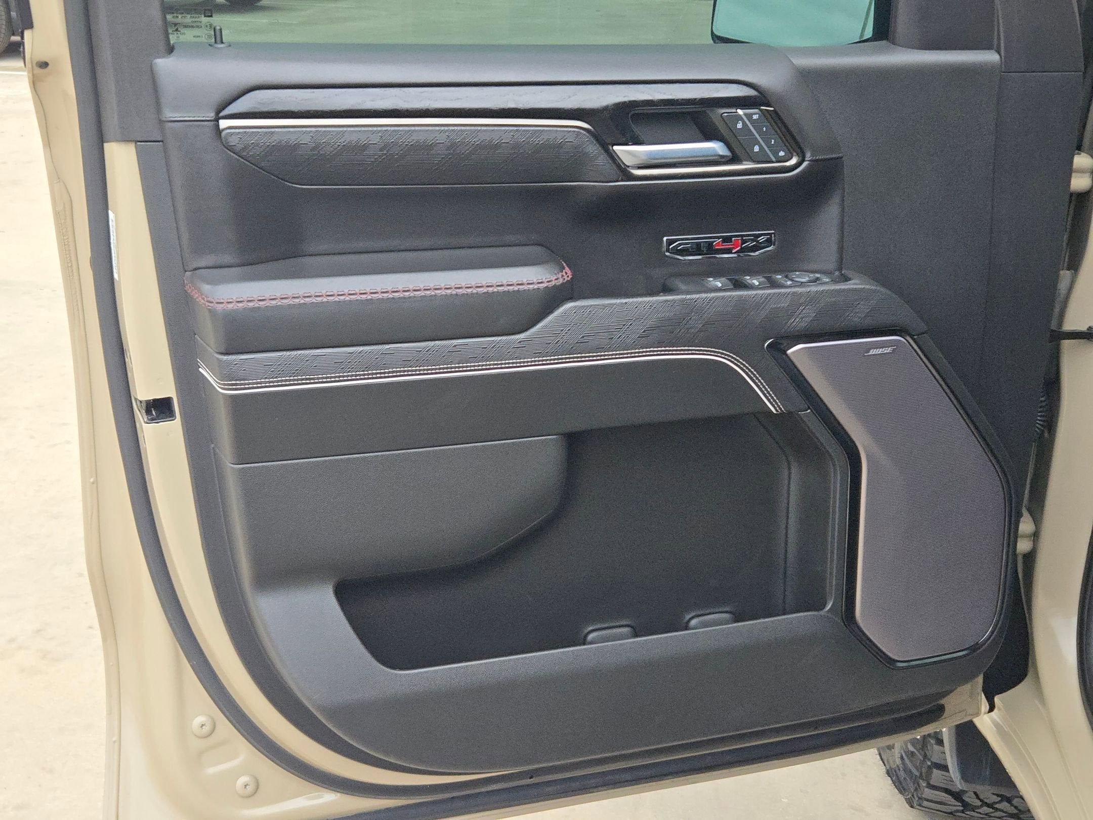 2023 GMC Sierra 1500 AT4X