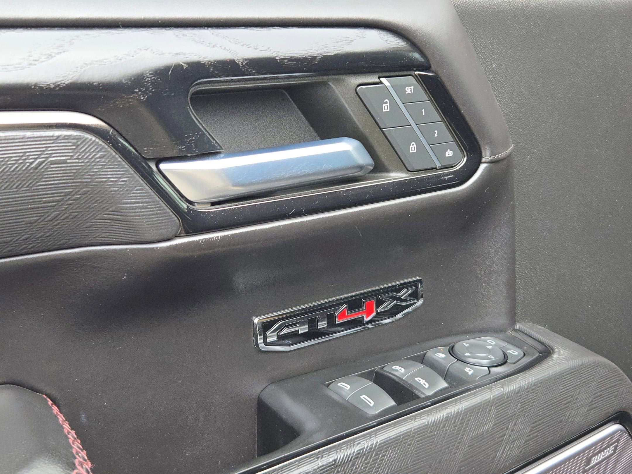 2023 GMC Sierra 1500 AT4X