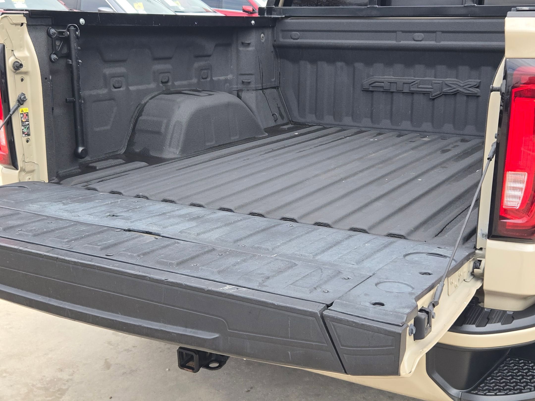 2023 GMC Sierra 1500 AT4X