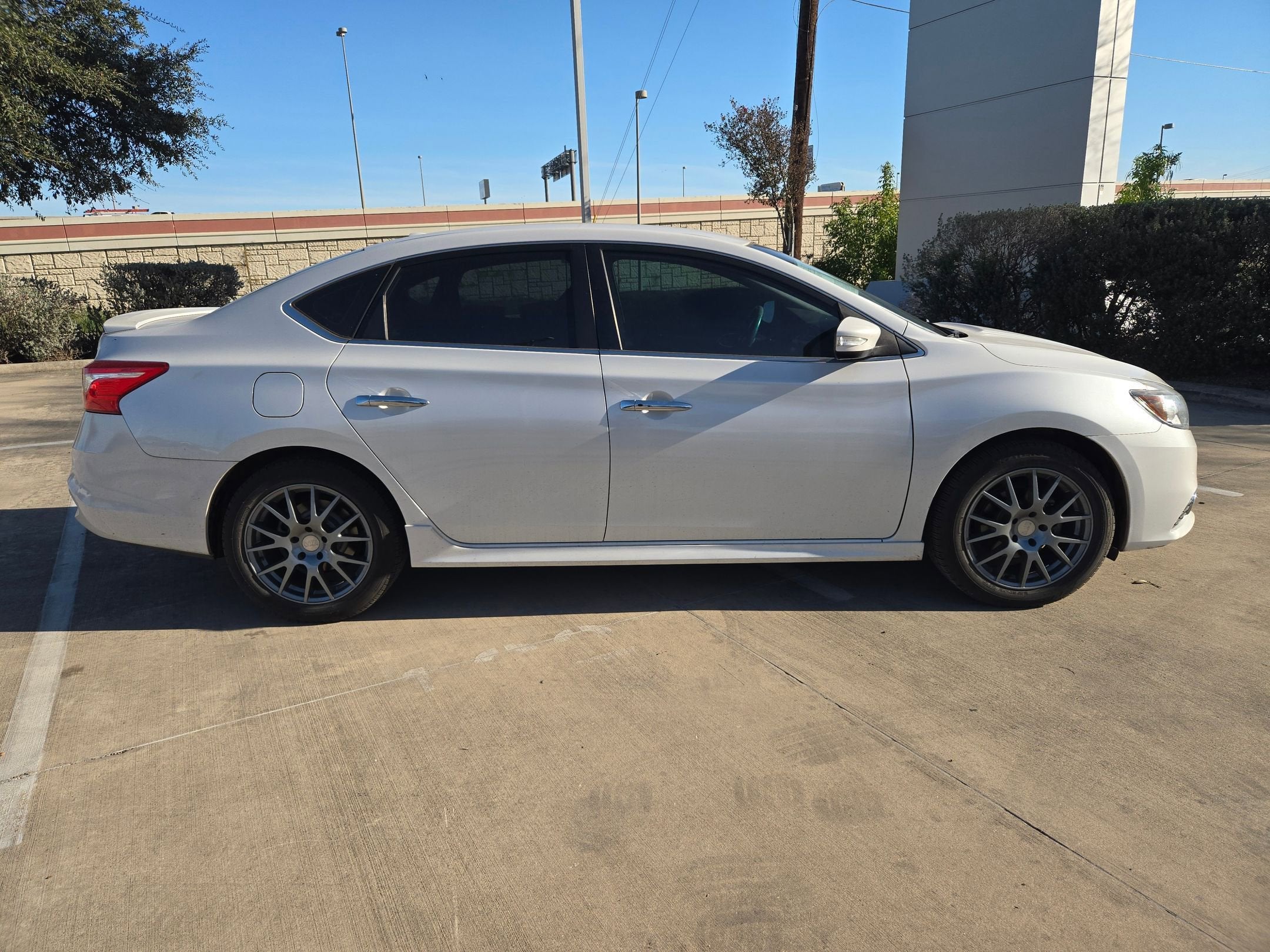 2017 Nissan Sentra SR