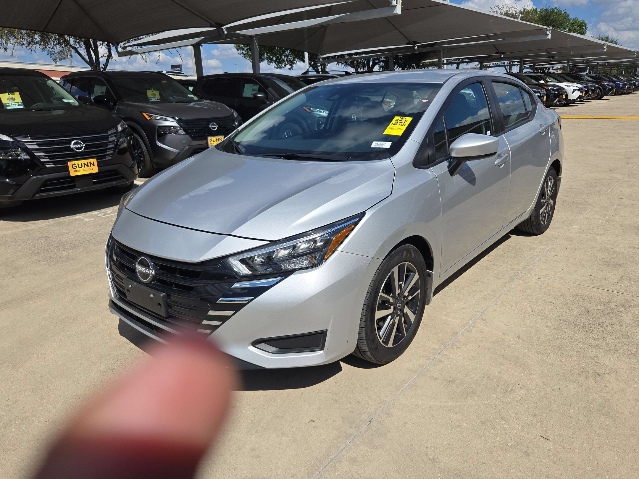 2025 Nissan Versa SV