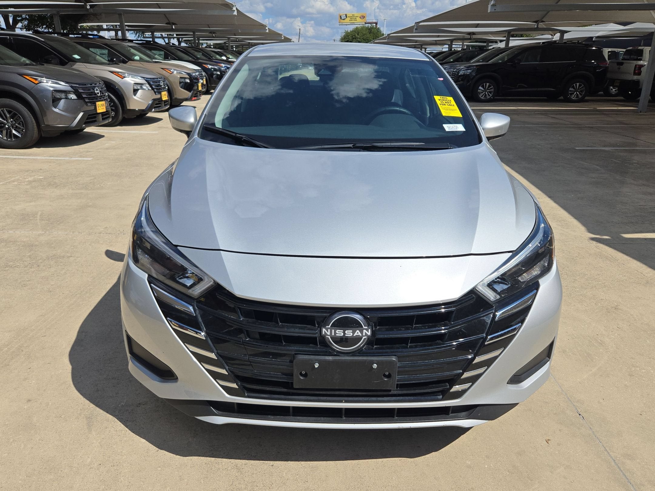 2025 Nissan Versa SV