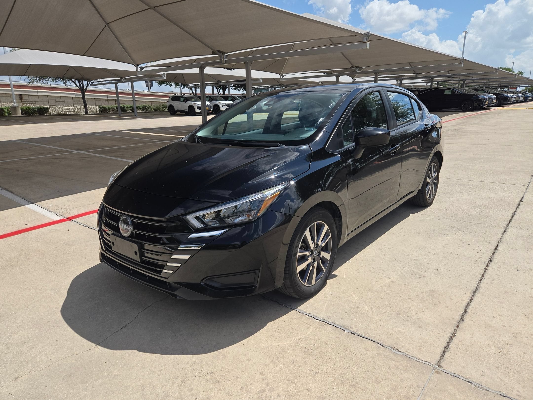 2025 Nissan Versa SV