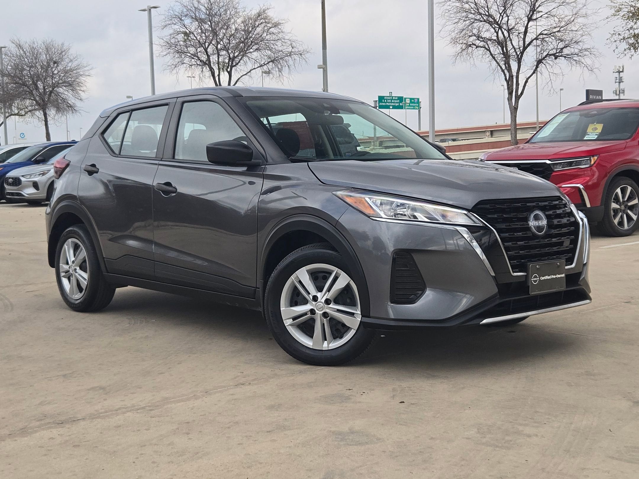 2024 Nissan Kicks S