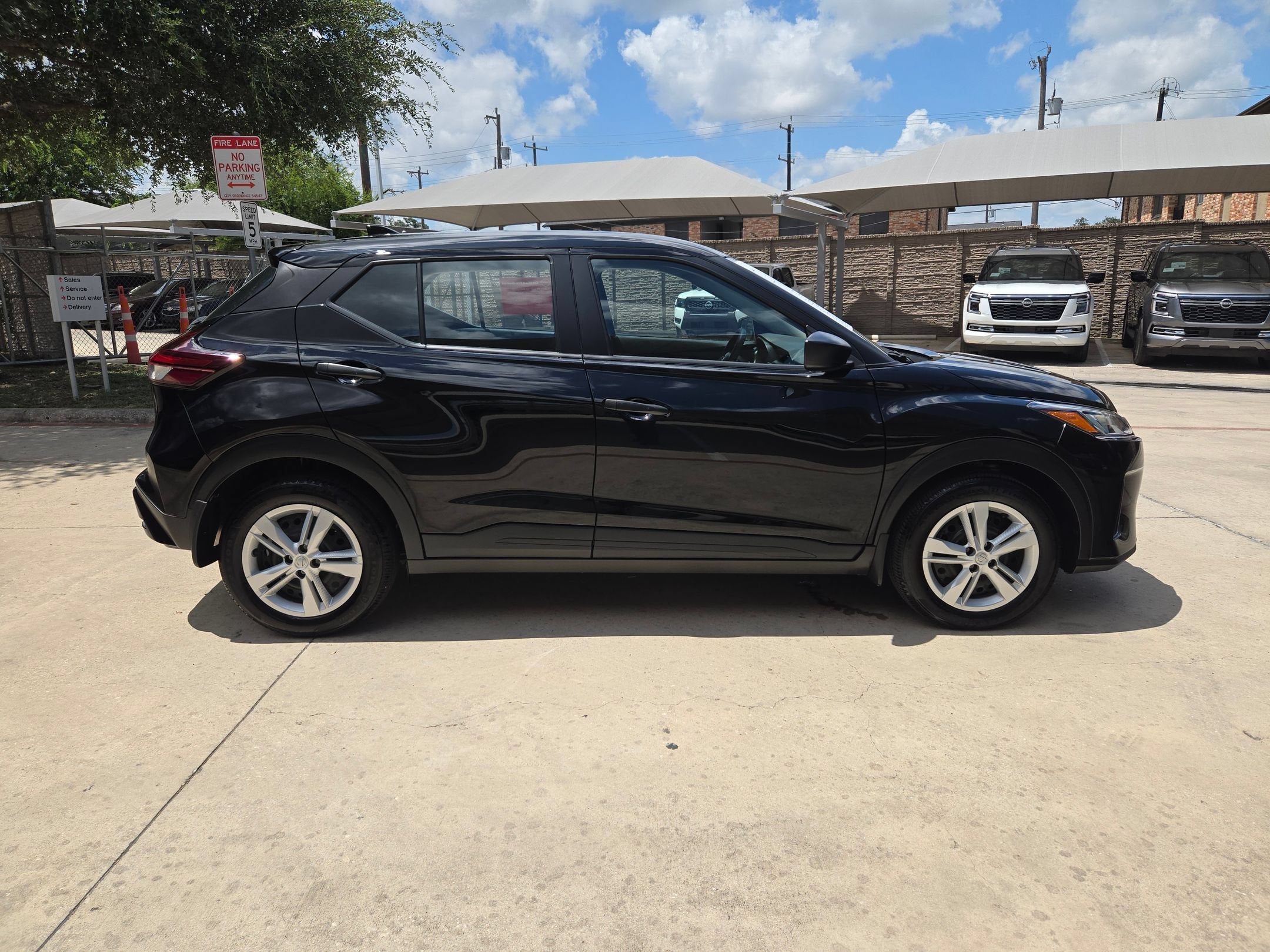 2025 Nissan Kicks Play S