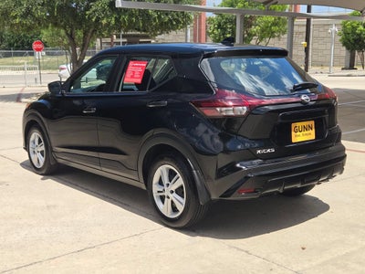 2025 Nissan Kicks Play S