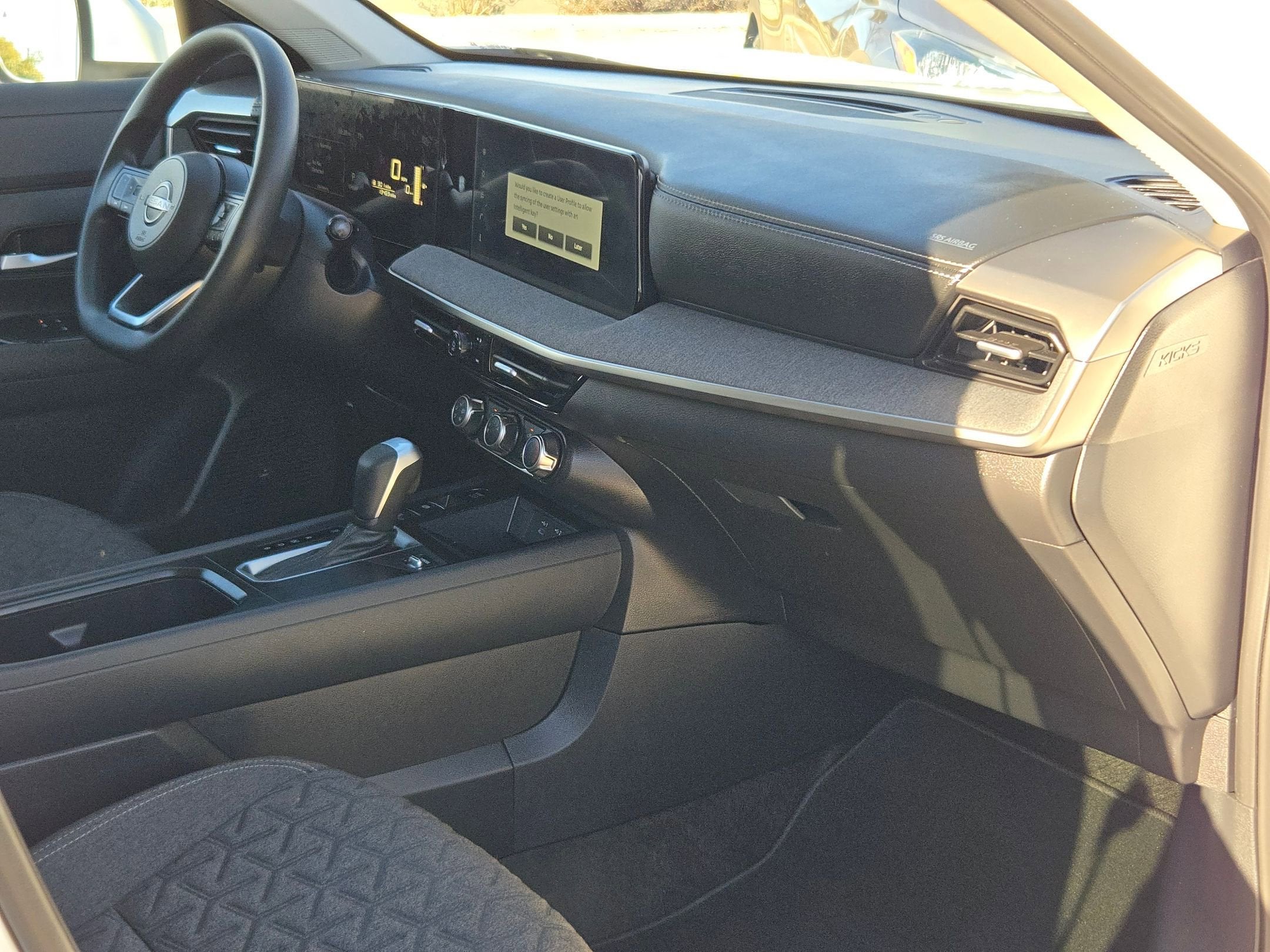 2025 Nissan Kicks SV