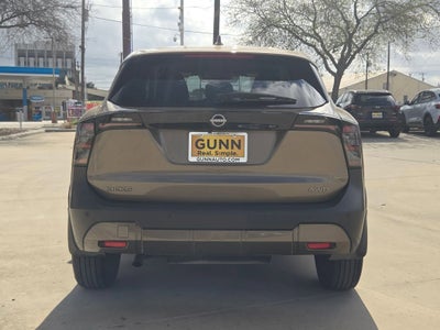 2025 Nissan Kicks SV