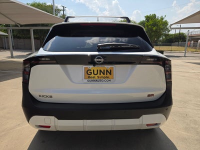 2025 Nissan Kicks SR