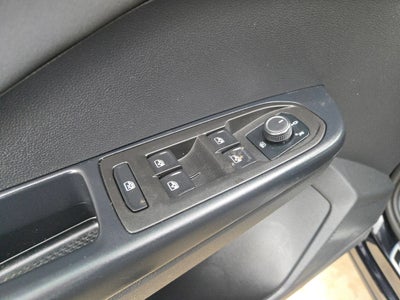 2025 Volkswagen Taos SE Black