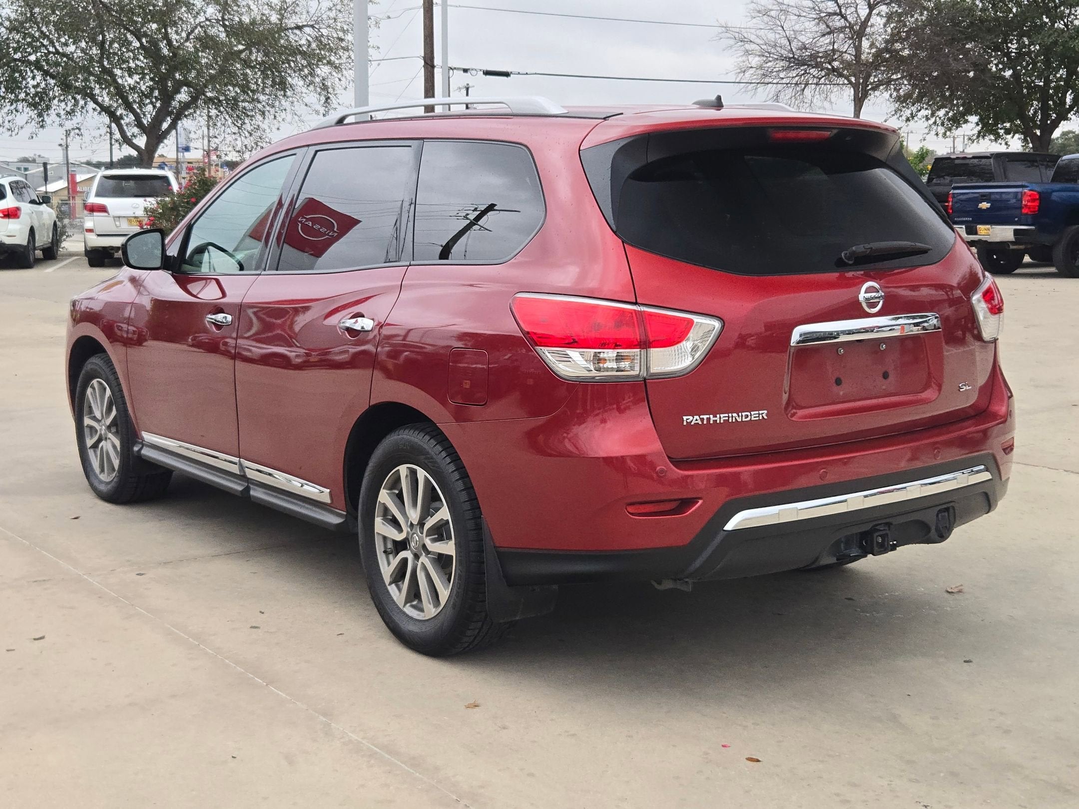 2015 Nissan Pathfinder SL