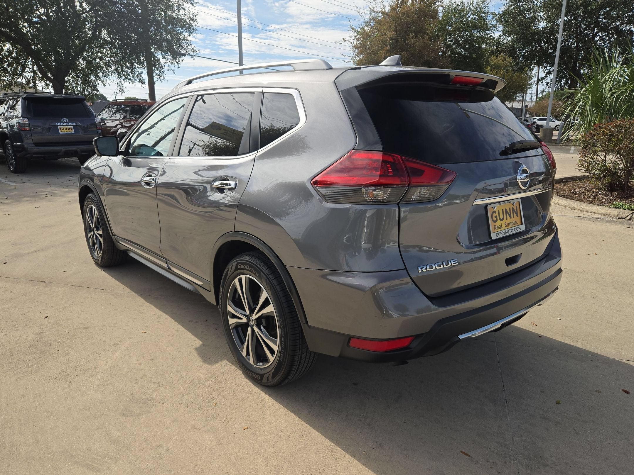 2018 Nissan Rogue SL