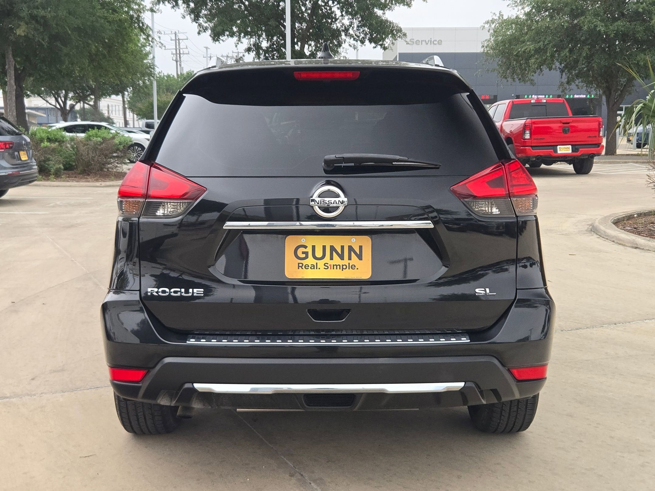 2017 Nissan Rogue SL