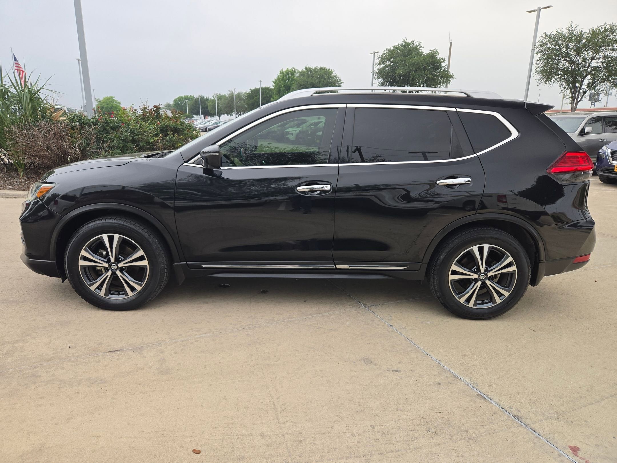 2017 Nissan Rogue SL