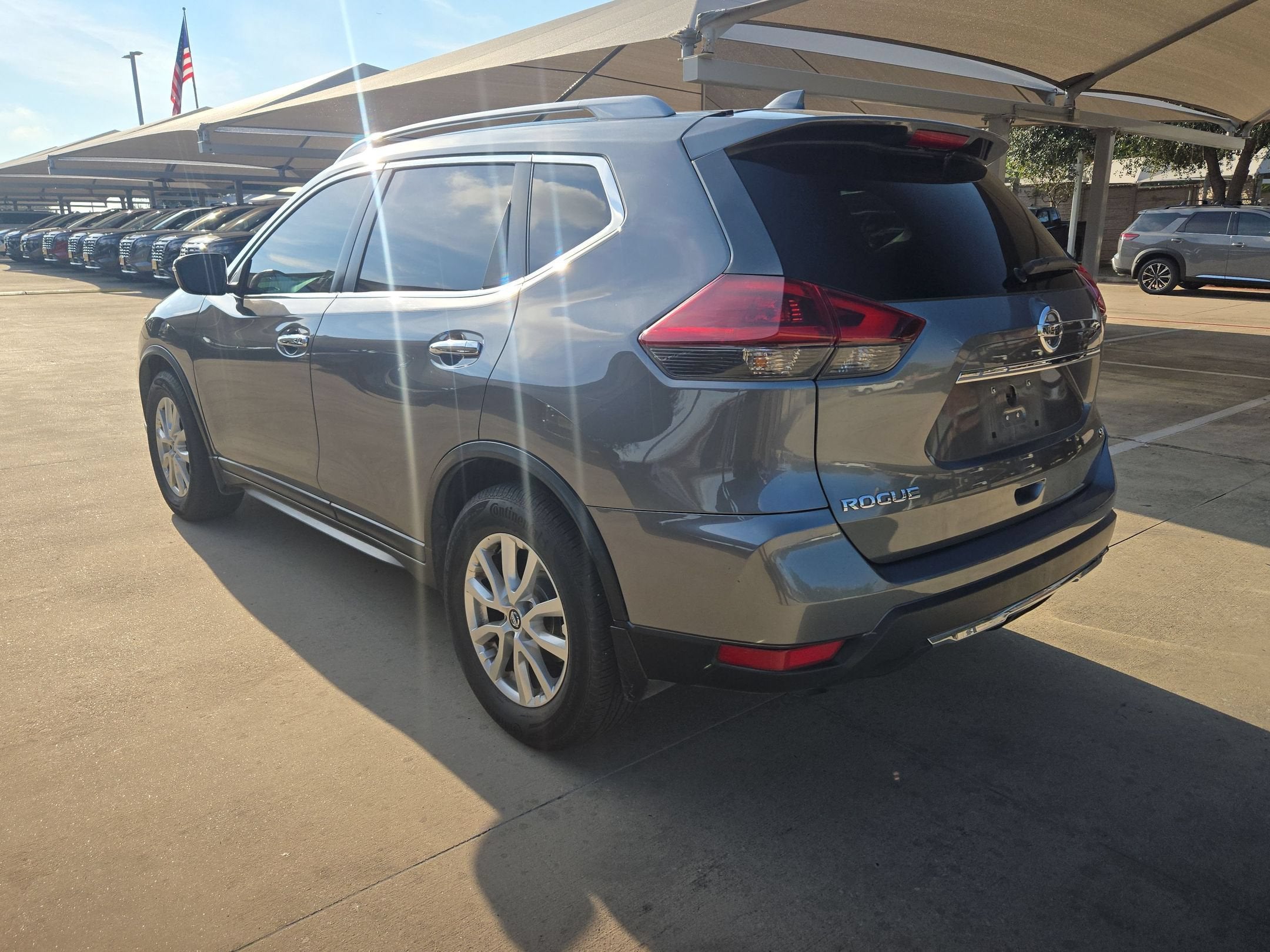 2018 Nissan Rogue SV