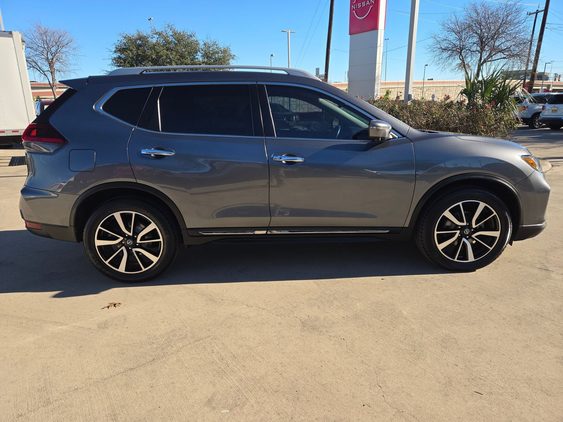 2019 Nissan Rogue SL