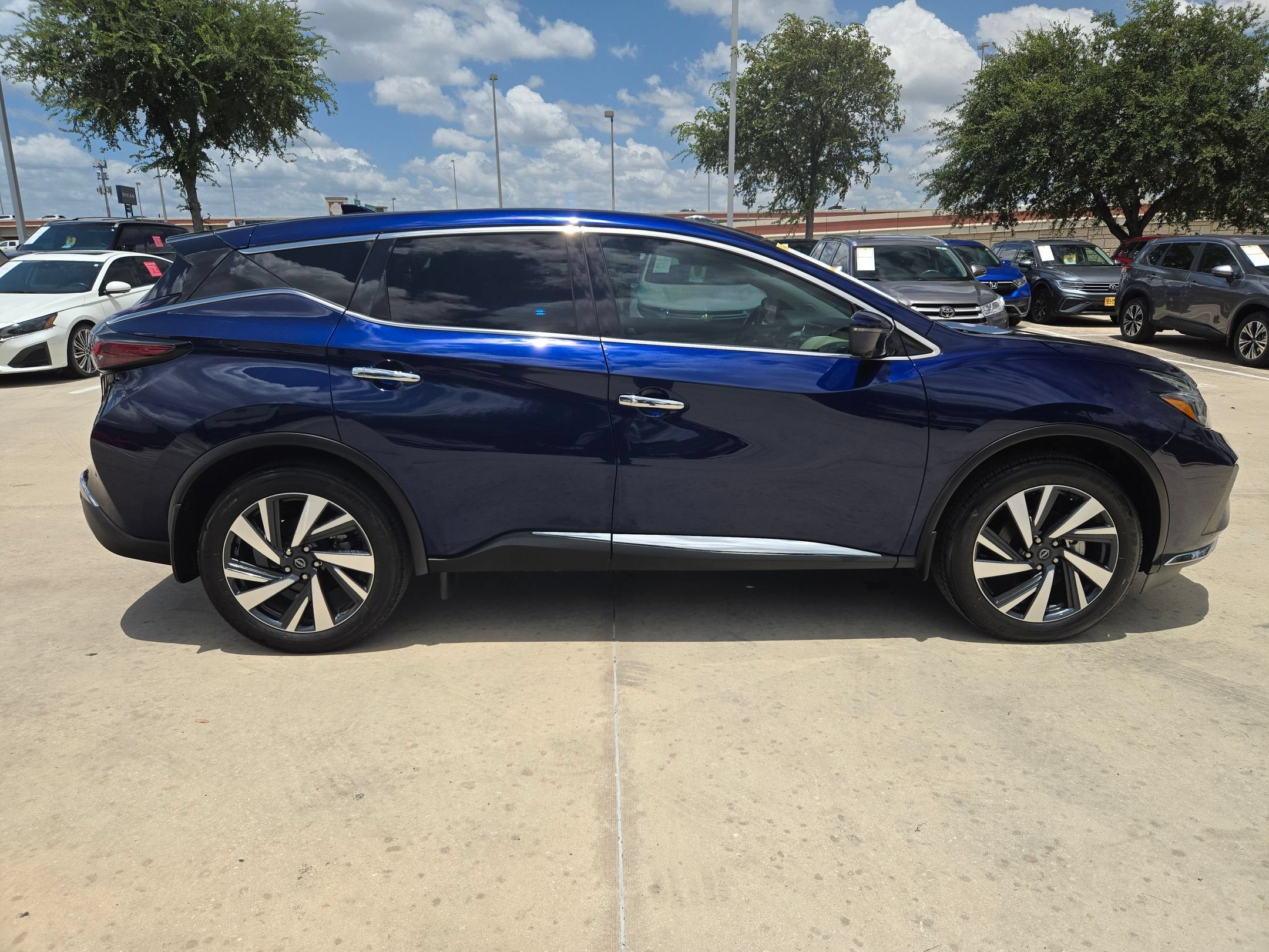 2023 Nissan Murano SL