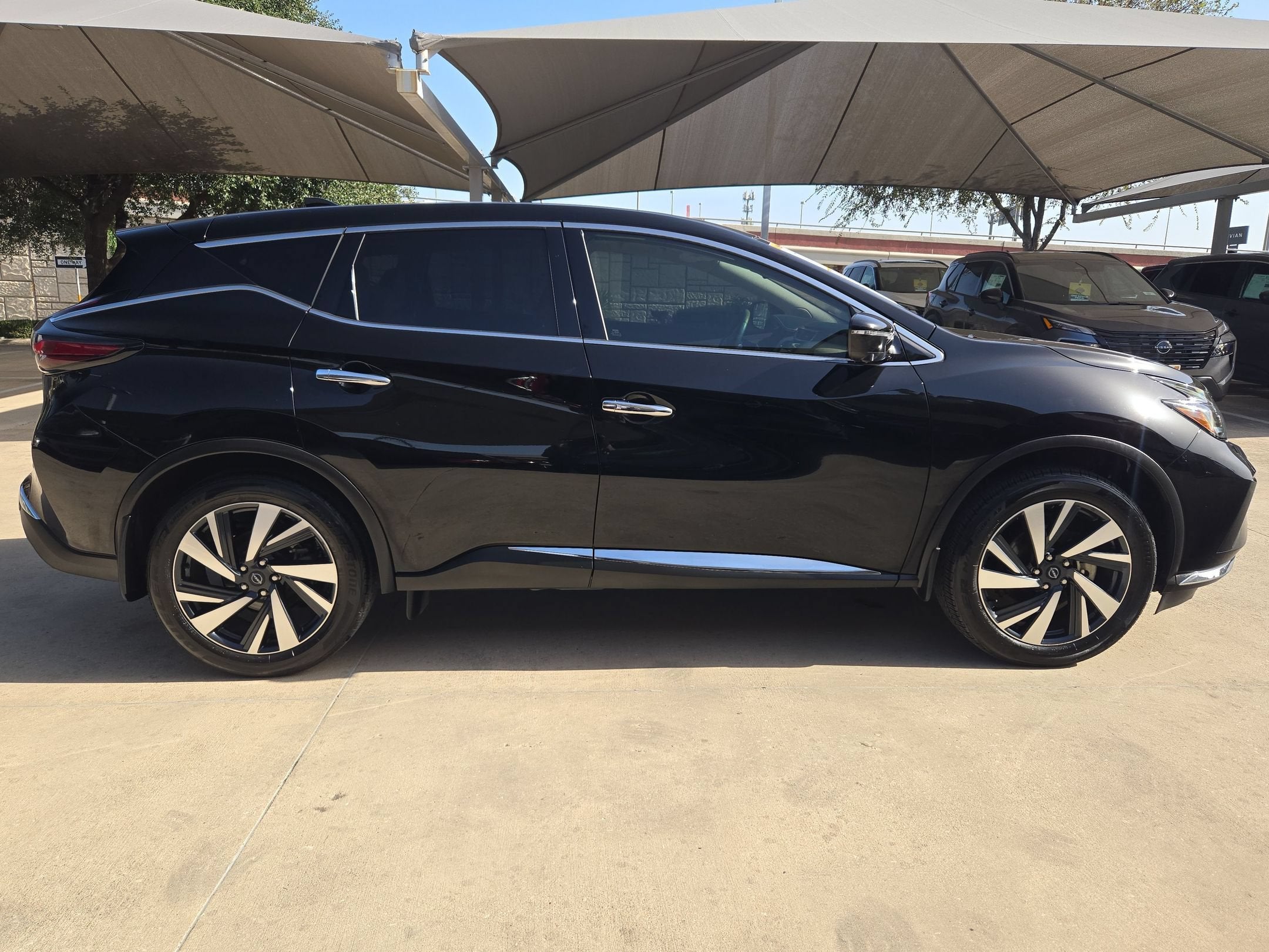 2023 Nissan Murano SL