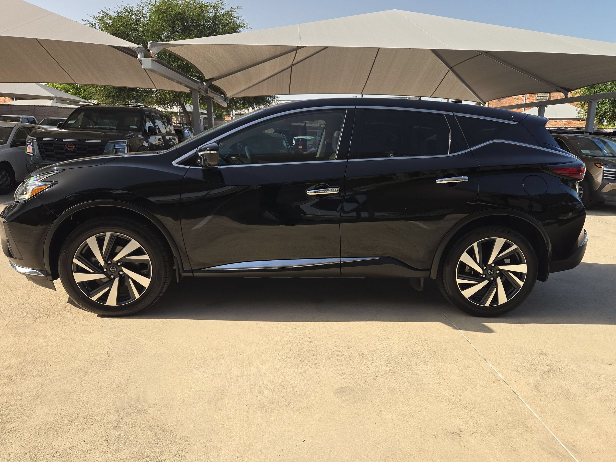 2023 Nissan Murano SL