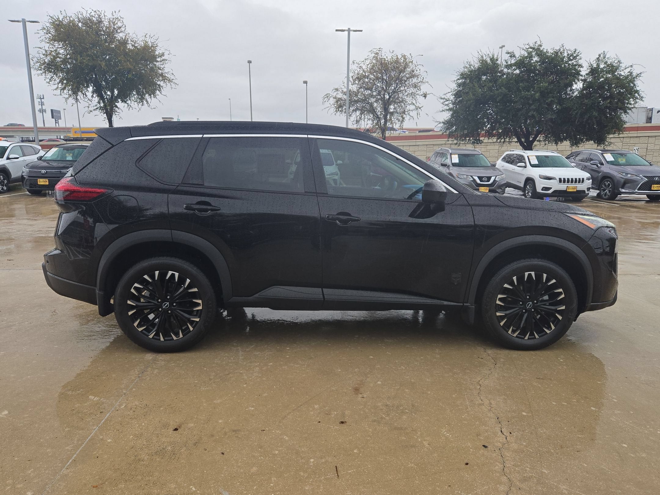 2026 Nissan Rogue Dark Armor™
