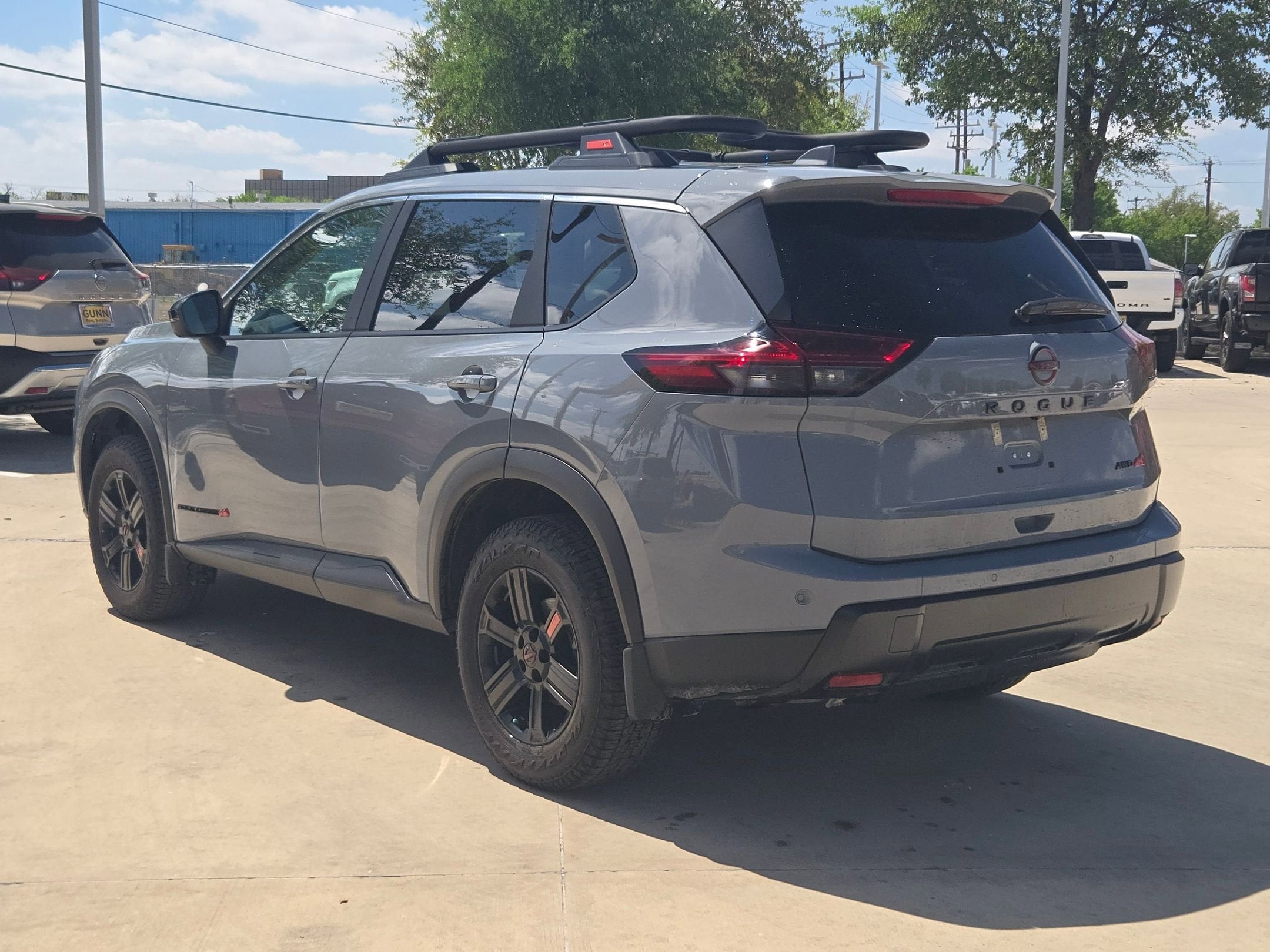 2025 Nissan Rogue Rock Creek