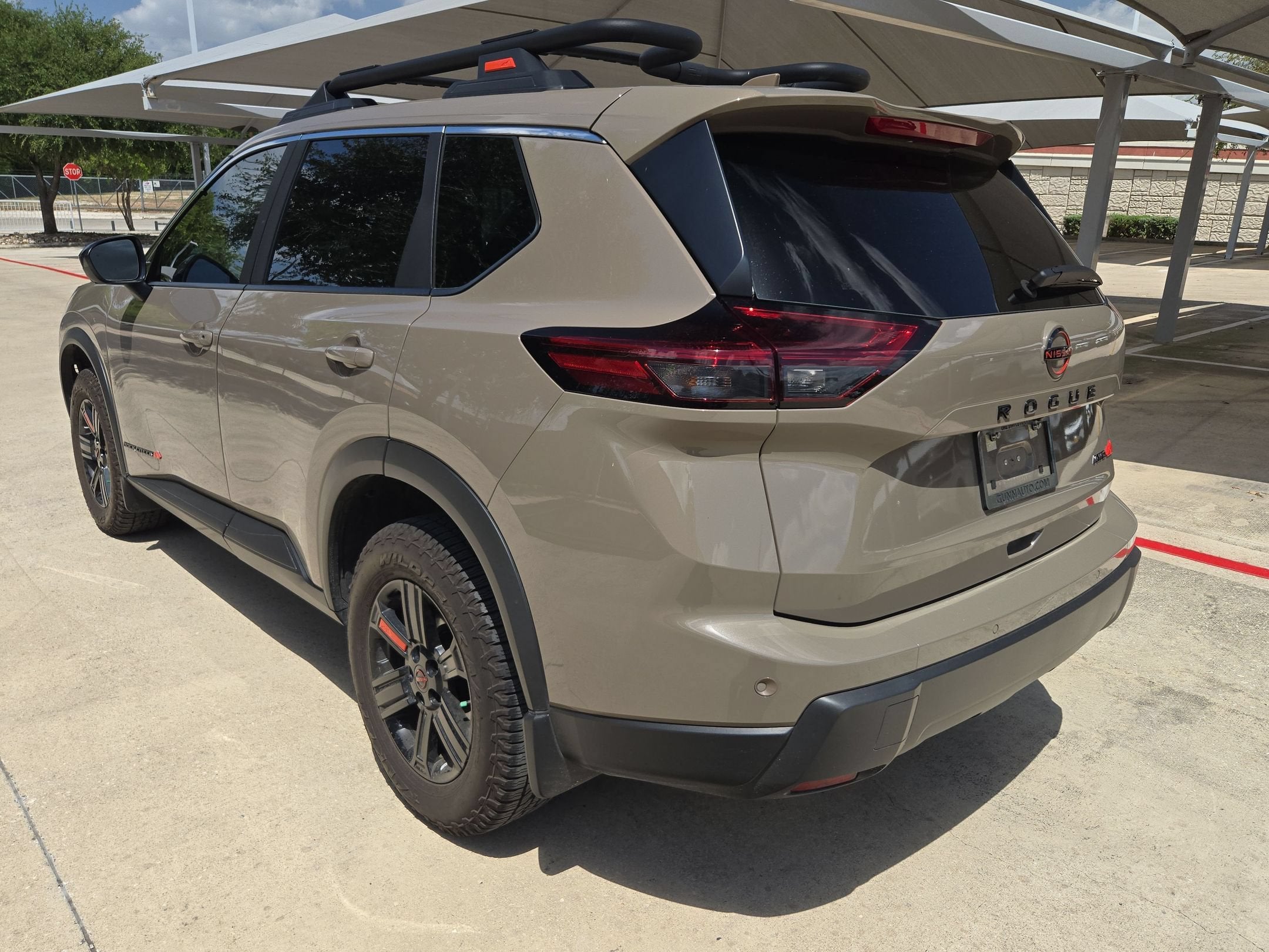 2025 Nissan Rogue Rock Creek®