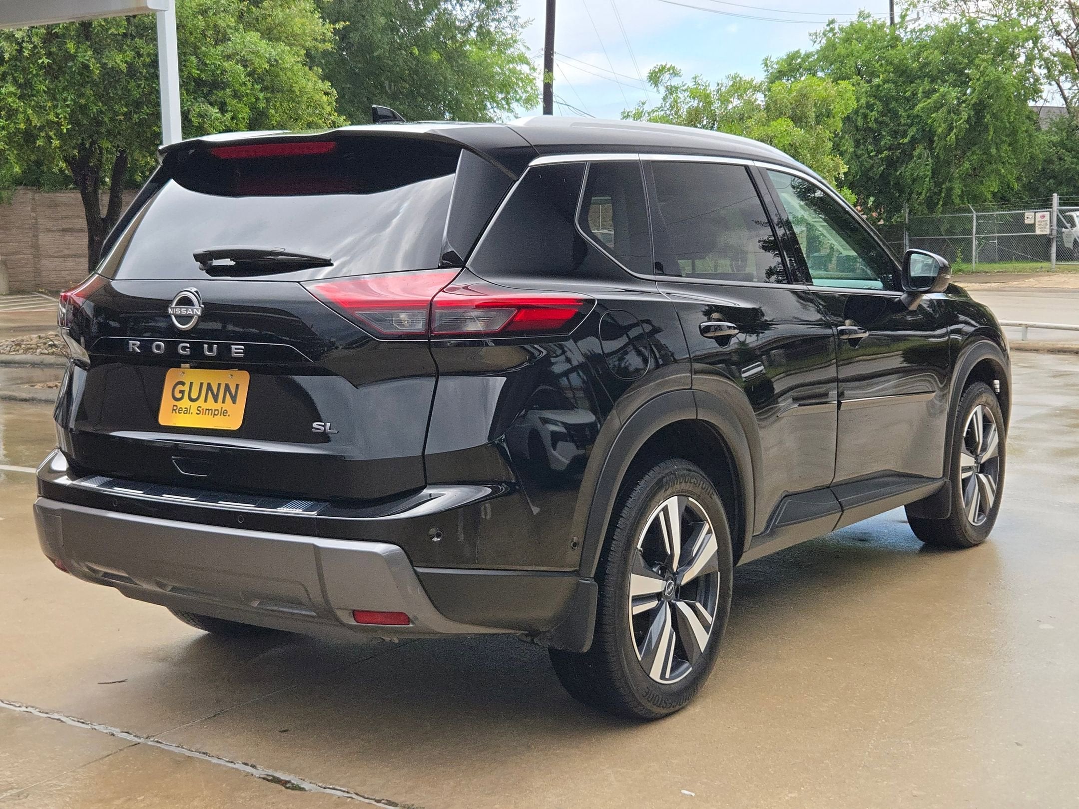 2024 Nissan Rogue SL