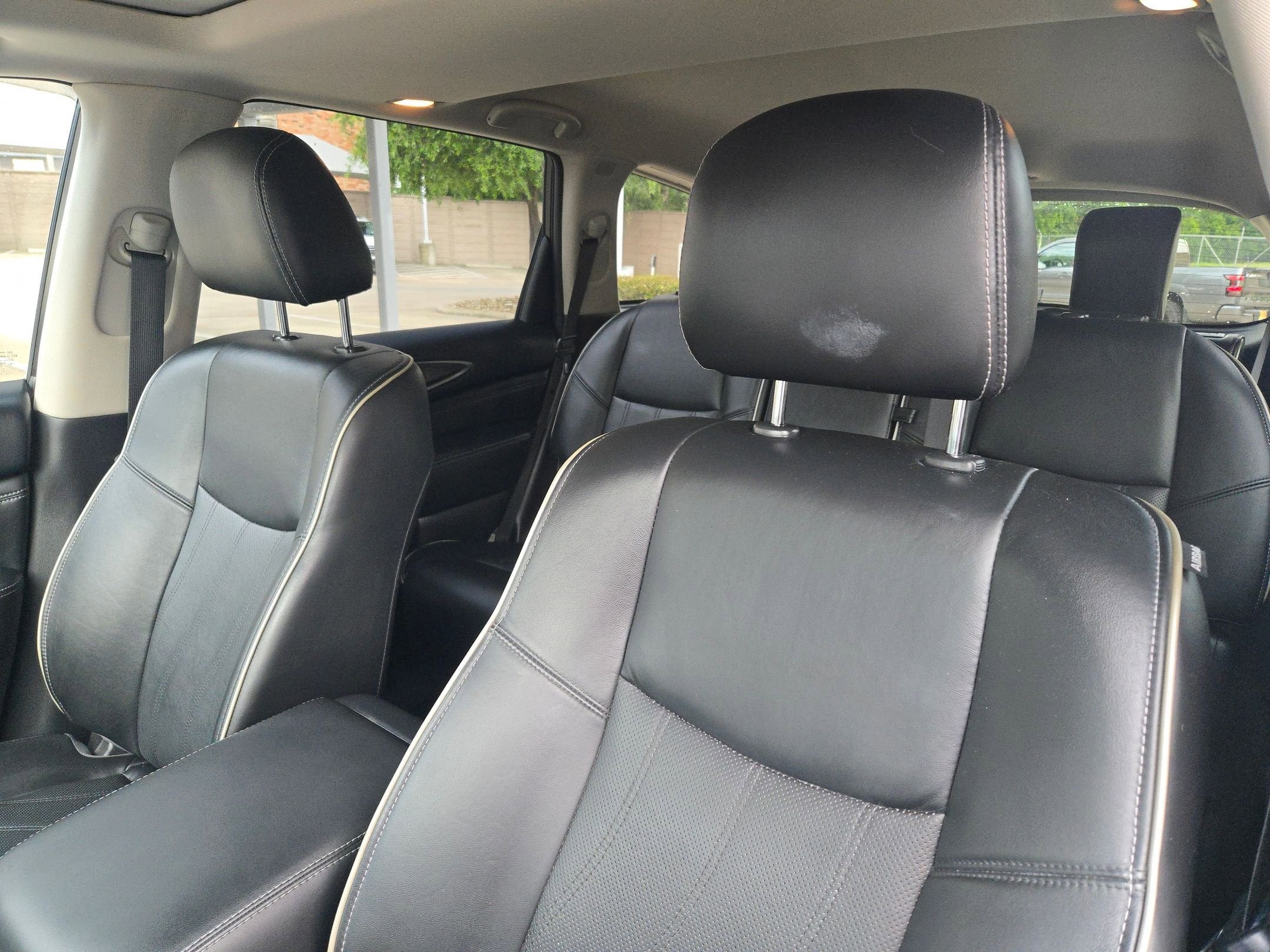 2017 INFINITI QX60 FWD