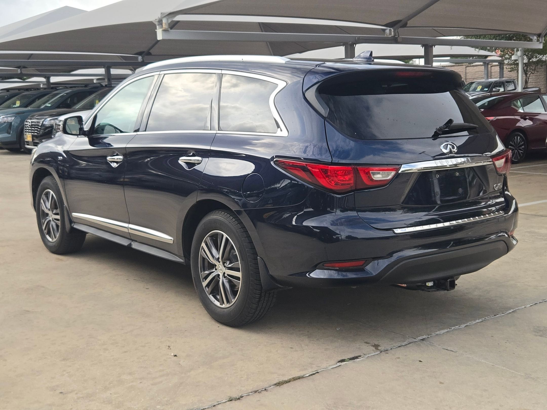 2017 INFINITI QX60 FWD