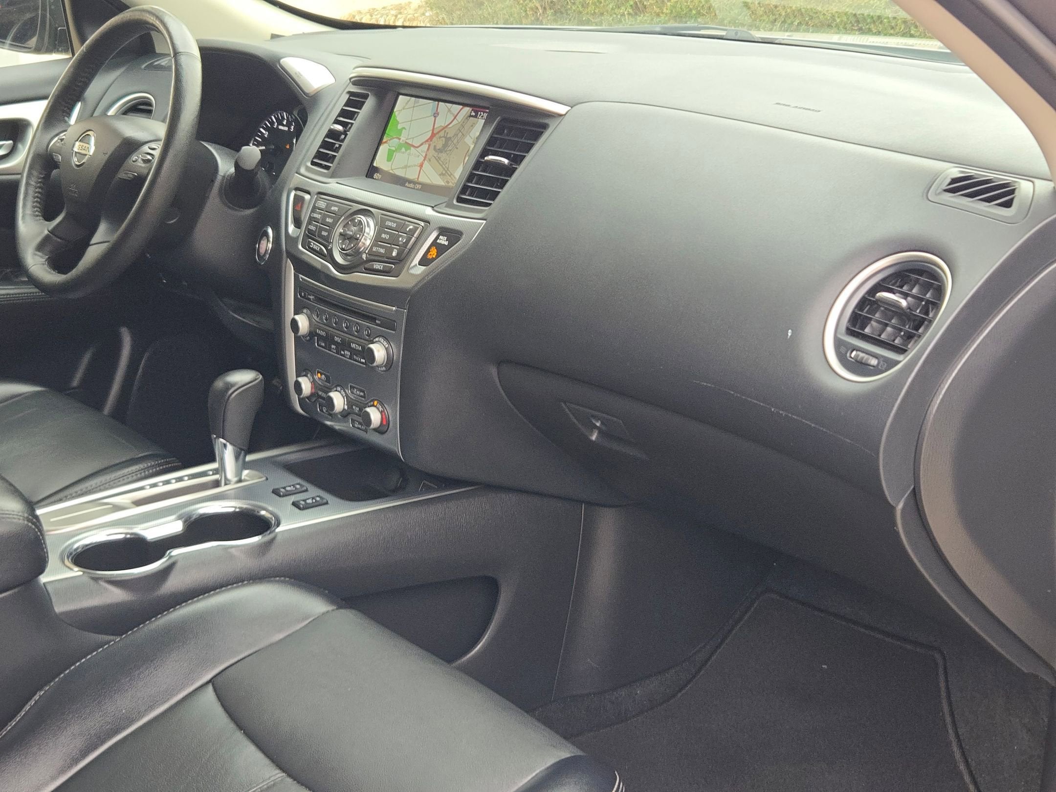 2020 Nissan Pathfinder SL