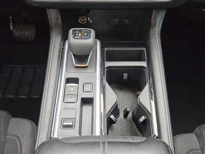 2023 Nissan Pathfinder SV