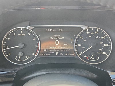 2025 Nissan Pathfinder SV