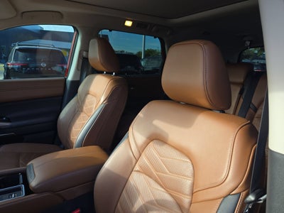 2024 Nissan Pathfinder Platinum