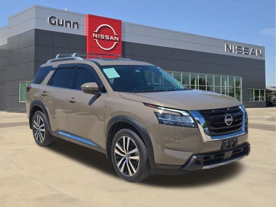 2024 Nissan Pathfinder Platinum