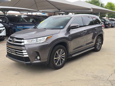 2019 Toyota Highlander XLE FWD