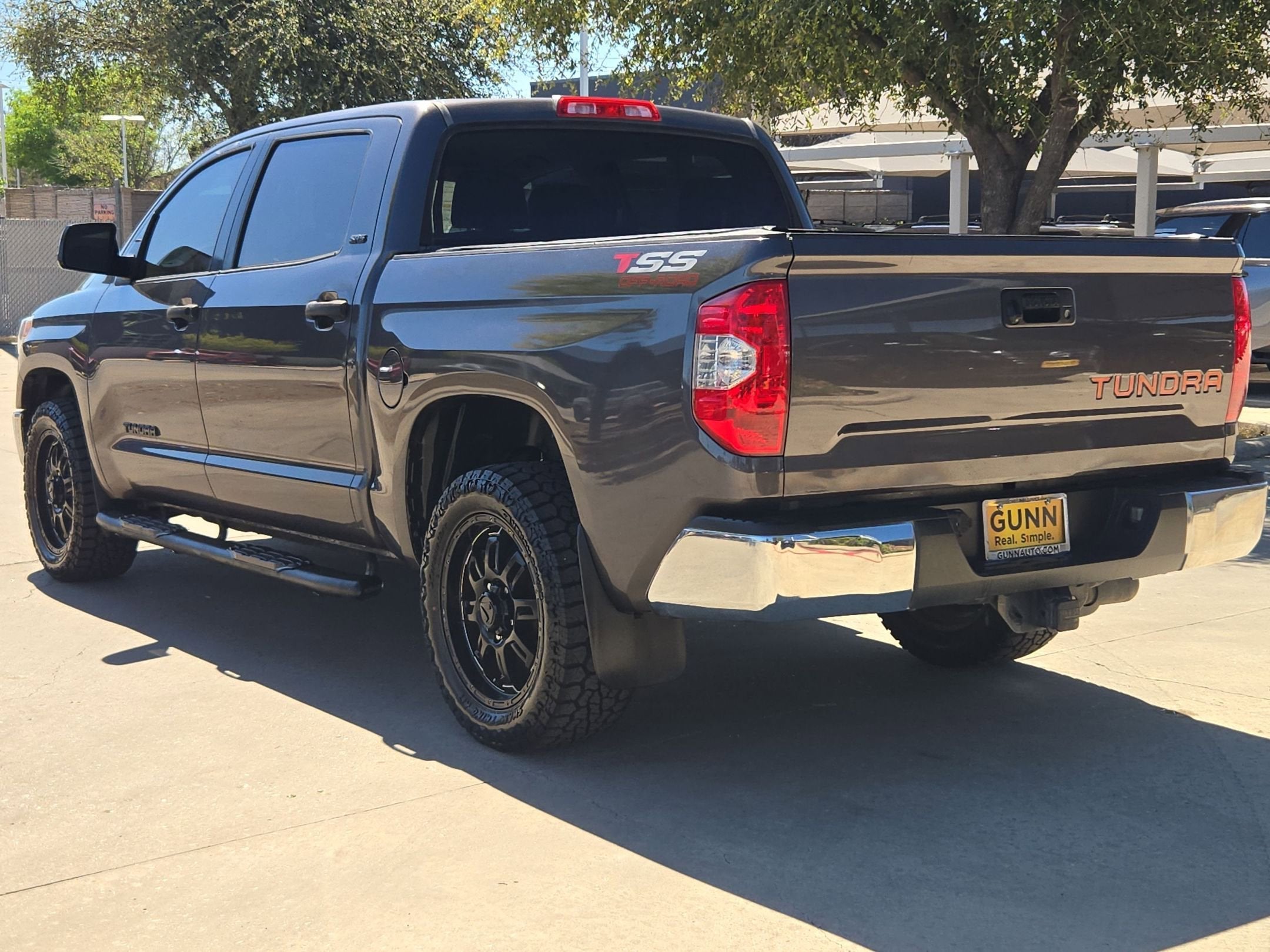 2017 Toyota Tundra 2WD SR5